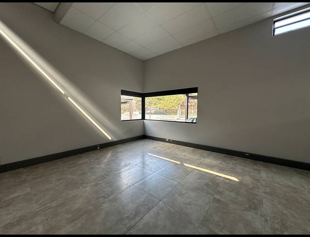 42M² OFFICE TO LET IN CENTURION CENTRAL